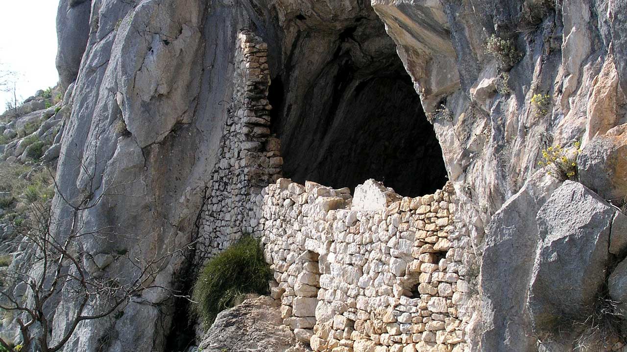DUGI RAT - Höhle - Turska peć - Zeljovići
